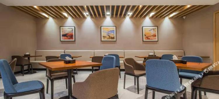 桔港酒店(武汉汉口火车站杨汊湖地铁口店)图片