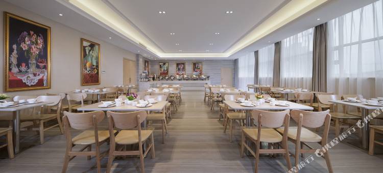 维也纳3好酒店(浦北奥园广场店)图片