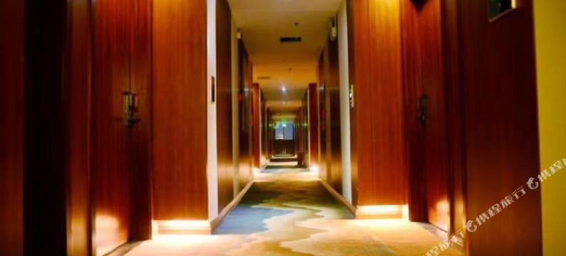 南充巴十酒店图片