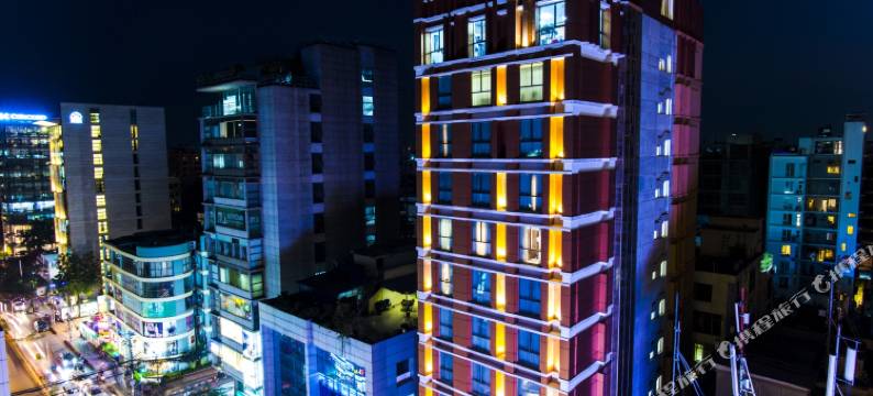 白金大酒店(Platinum Grand)图片