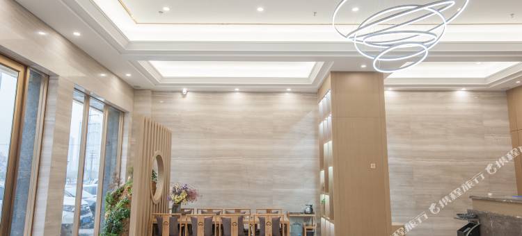 艺龙瑞云酒店(蚌埠嘉年华店)图片