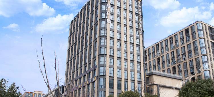 东南青年汇·银城佳遇酒店(南京麒麟门地铁站店)图片