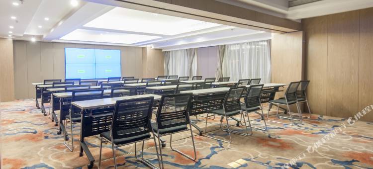 艺龙瑞云酒店(蚌埠嘉年华店)图片