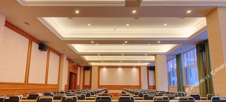 维也纳国际酒店(山东青岛金沙滩自贸区店)图片