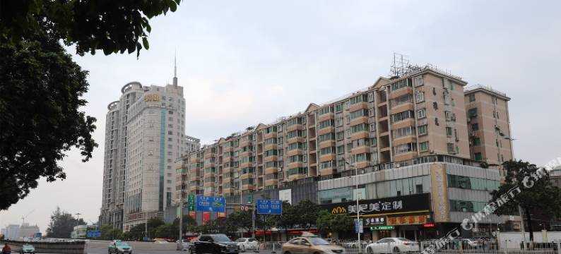 道达酒店(广州暨南大学天河公园地铁站店)图片