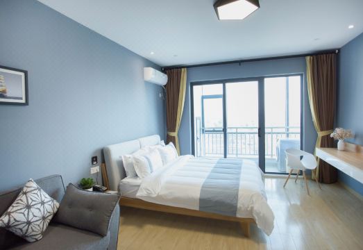 Hui Serviced Apartment (Suzhou Xiangcheng Huangdai) Hotel Overview