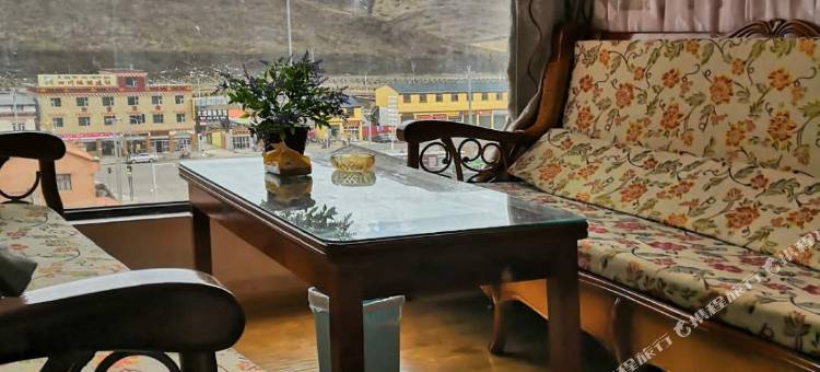 色达愿遂大酒店图片