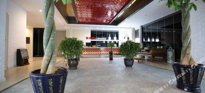 镇赉鹤乡居艺霏时尚宾馆图片