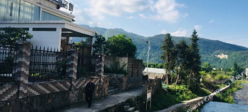 张家界无为栖居临溪别墅民宿图片