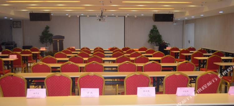 东方之珠酒店(泰州凤凰东路大学城店)图片