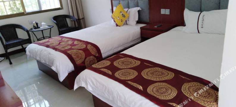 西峡19号界岭山庄图片