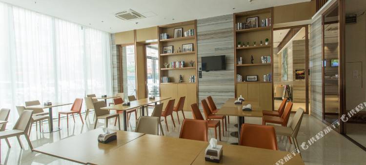 城市便捷酒店(贵港万达广场体育中心店)图片