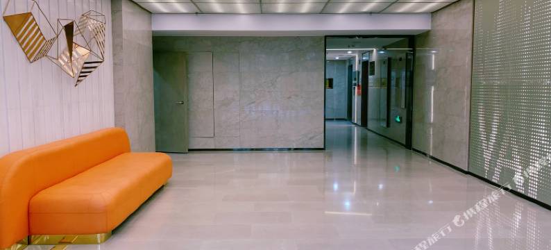 偶宿酒店(郑州高铁东站万科誉店)图片