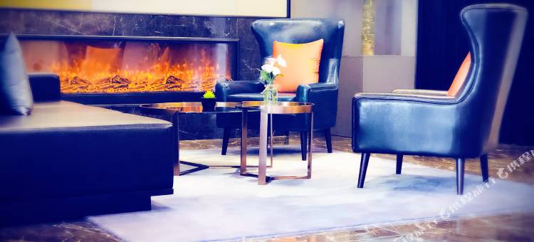 如家商旅酒店(沈阳奥体中心地铁站大奥莱店)图片