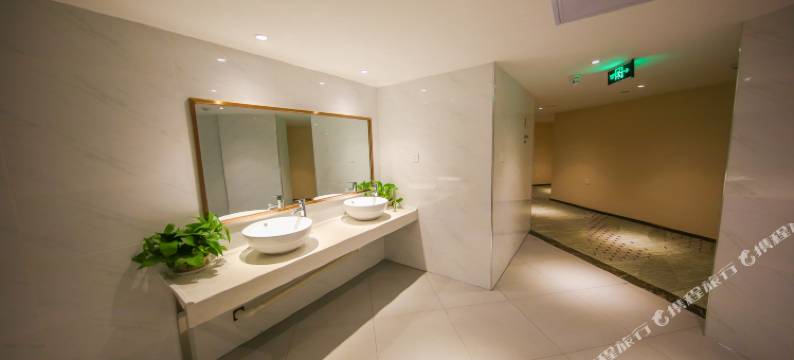 丽栖酒店(武汉科技大学青山校区店)图片