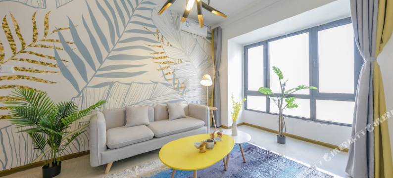 彼岸花之家公寓(金榕南路分店)图片