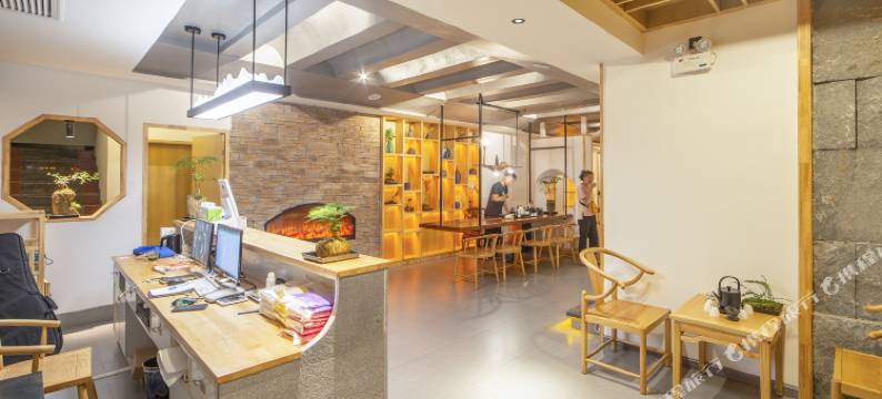 二丫头客栈(张家界国家森林公园店)图片