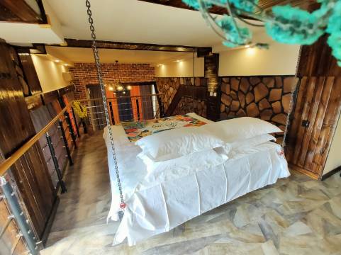 美式轻奢loft南湖店民宿(南湖新村中街1号分店)