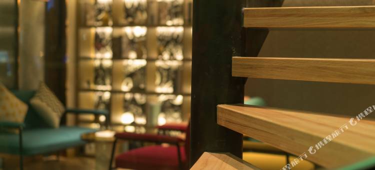 齐来轻奢酒店(上海虹桥机场吴中路店)图片