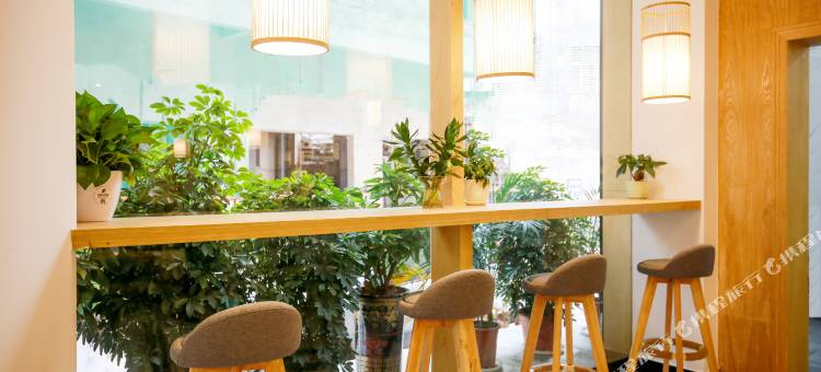 武陵山水客栈(张家界森林公园标志门店)图片