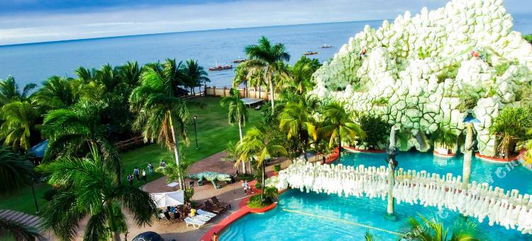 坦扎绿洲度假村酒店(Tanza Oasis Hotel and Resort Cavite)图片