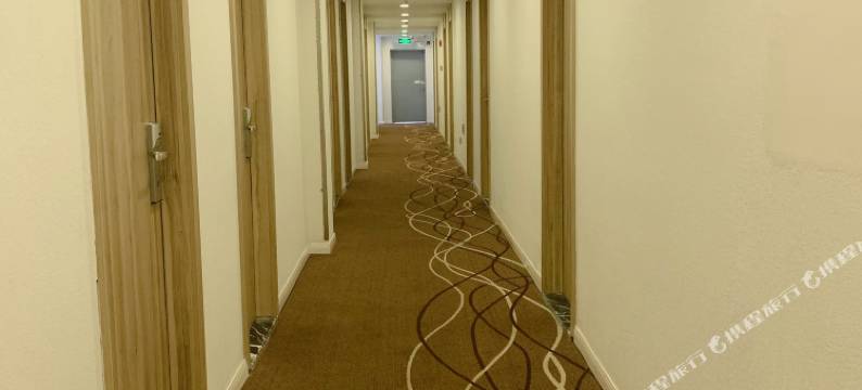 汉庭优佳酒店(上海虹口足球场二店)图片