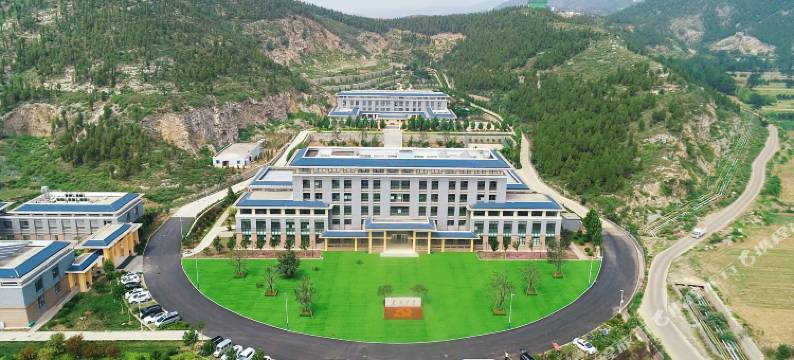 云台山文化旅游学院图片