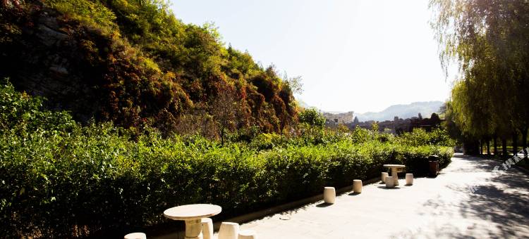 承德兴隆溶洞酒店图片