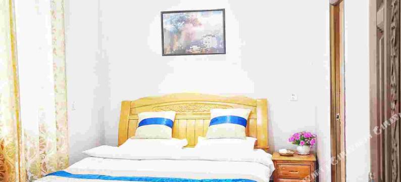 婺源石城枫红酒家图片