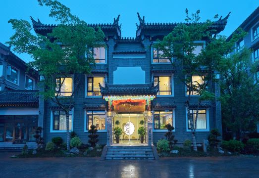 Hua Xi Hotel Hotel Overview