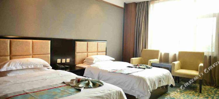 隆鑫睿柏·云酒店(北票建设路店)图片