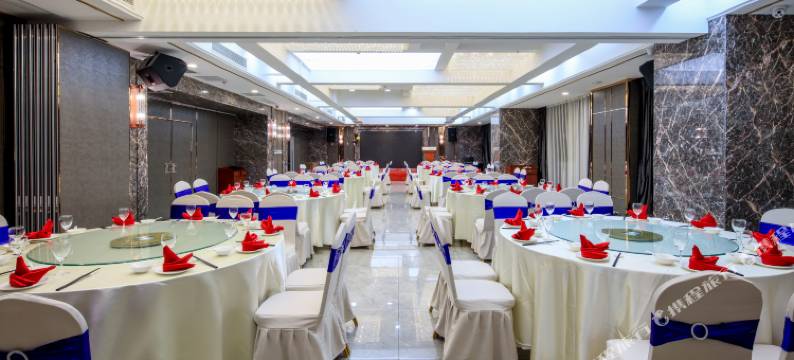 成都蓝色海岸大酒店(郫都店)图片
