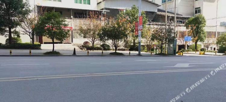 岑巩优驿酒店图片
