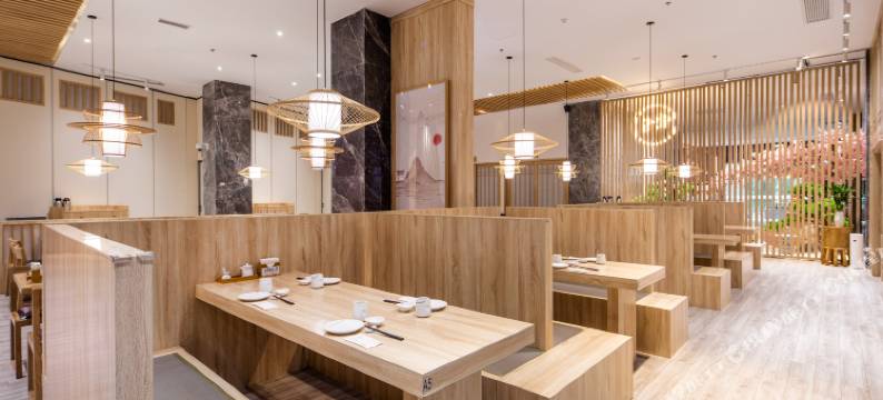 网鱼电竞酒店(上海金桥台儿庄地铁站店)图片