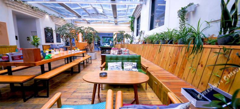 笑脸里·好久不见青年旅舍(成都宽窄巷子店)图片