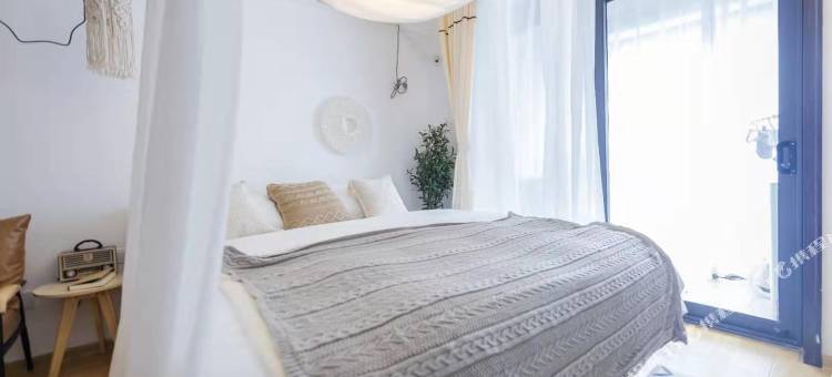 新密浅浅公寓图片