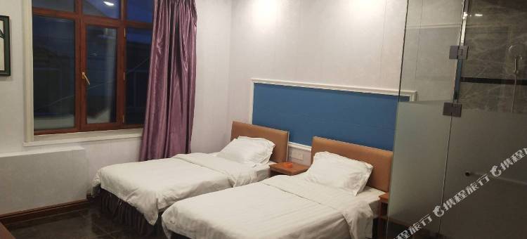 方正新宿爱宾馆图片