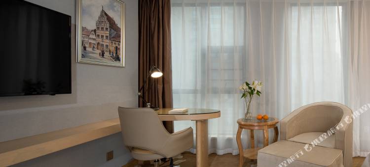 维也纳酒店(岳阳东站奥体中心店)图片