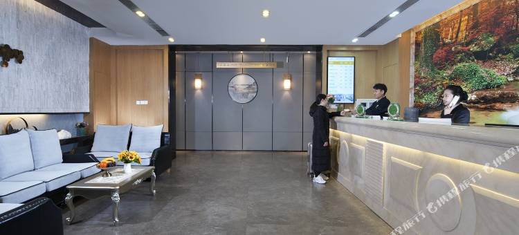 维也纳智好酒店(青岛金沙滩吾悦广场店)图片