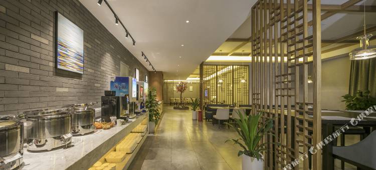 美豪丽致酒店(重庆李子坝两路口地铁站店)图片