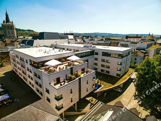 特里尔丽亭酒店