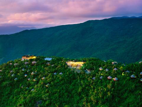 三亚亚龙湾人间天堂-鸟巢度假村图片