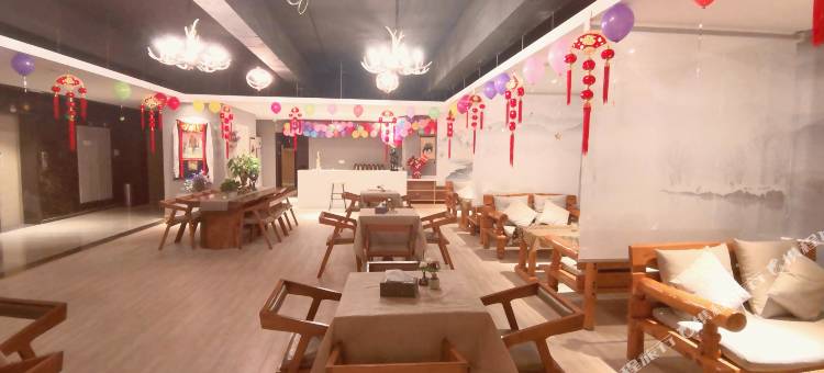 TOWO上品酒店(苍溪大润发超市店)图片