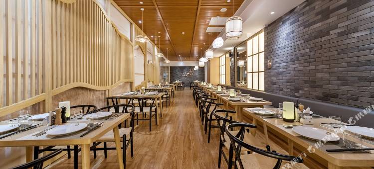 建国璞隐酒店(厦门火车站莲花路口地铁站店)图片