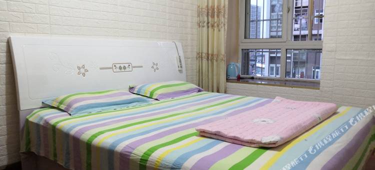 成都温馨小家公寓图片