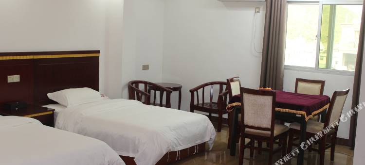 平远春天酒店图片