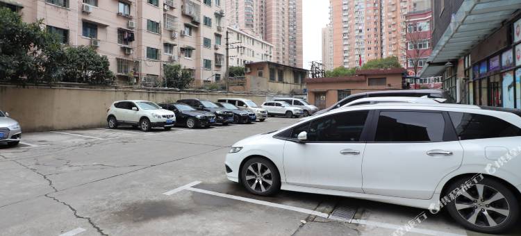 Zsmart智尚酒店(上海北外滩宝山路地铁站店)图片