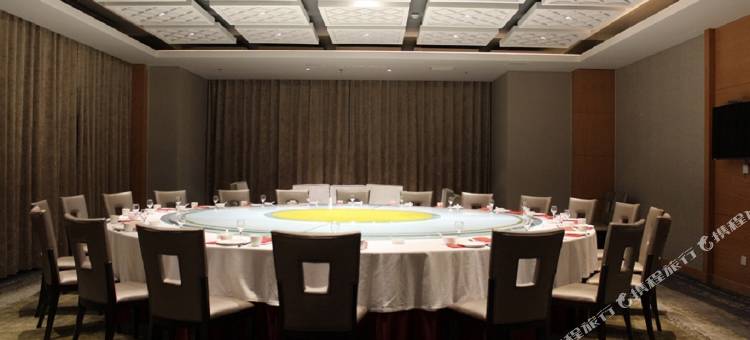 花海通源大酒店(唐山动物园海洋馆店)图片