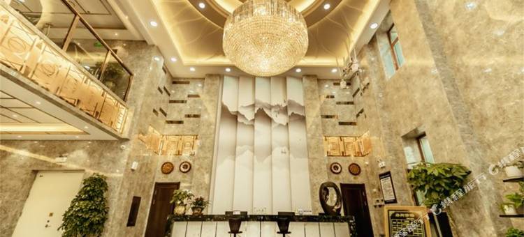 集贤学府酒店(福利屯站店)图片