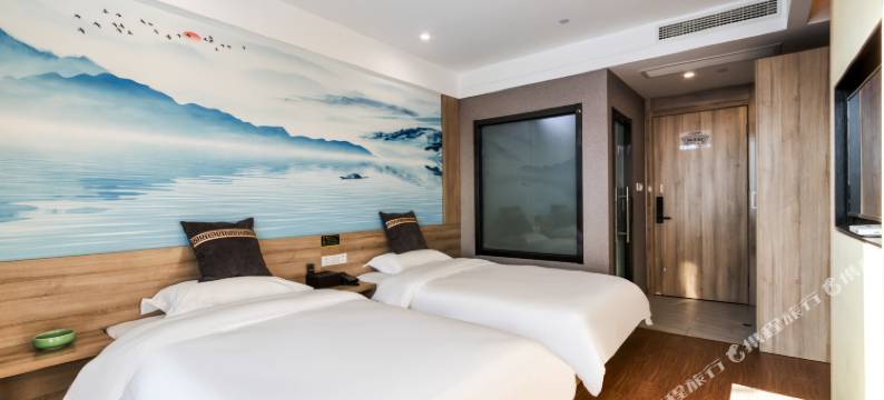 银朵酒店(杭州南苑地铁站华元欢乐城店)图片